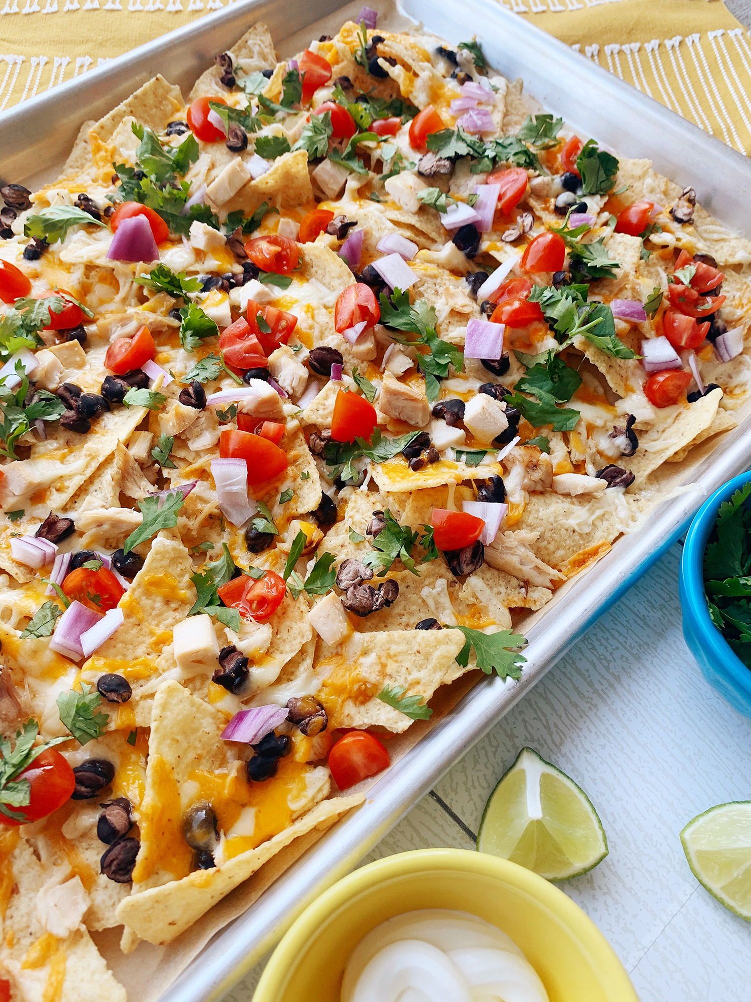 Easy Sheet Pan Nachos That Everyone In Your Family Will Love!